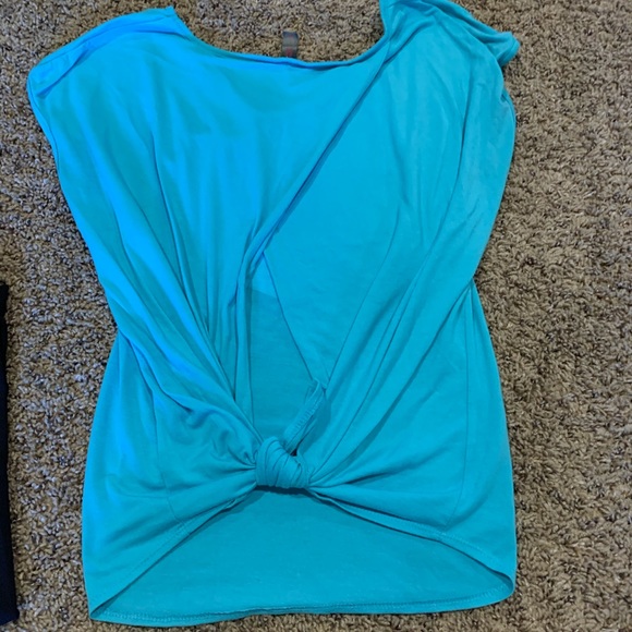 Shaklee open back tie tee size small #lyl - Picture 2 of 5